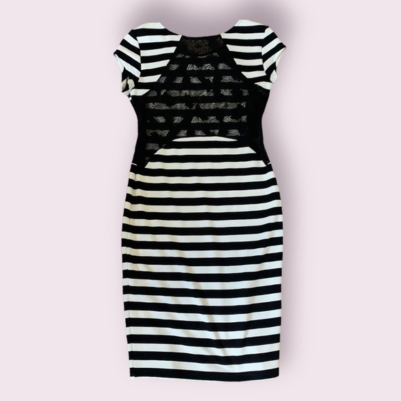 * WITH TAGS* Gianni Bini Bodycon Laced-Back Midi Dress - Picture 4 of 4